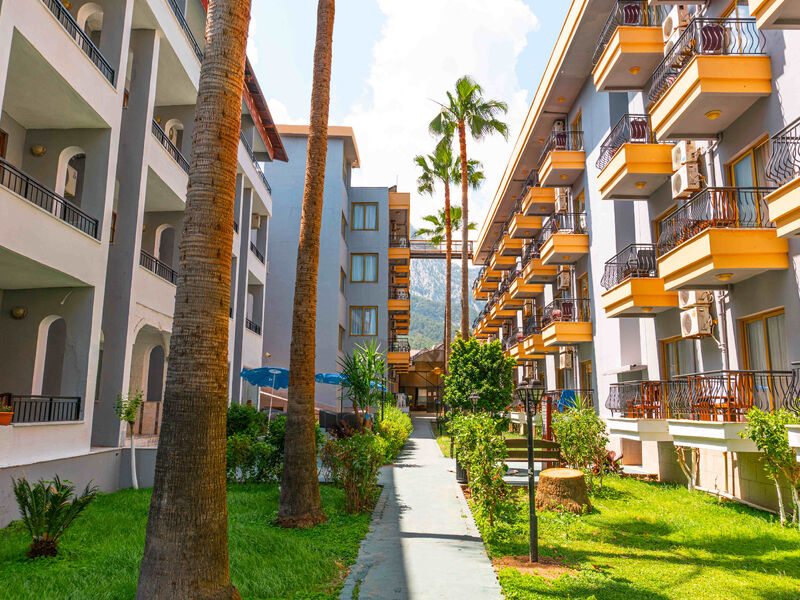 Belpoint Beach Hotel